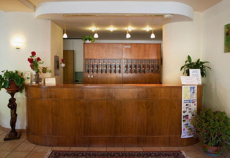 Hotel Gambrinus Abbadia San Salvator Exterior foto